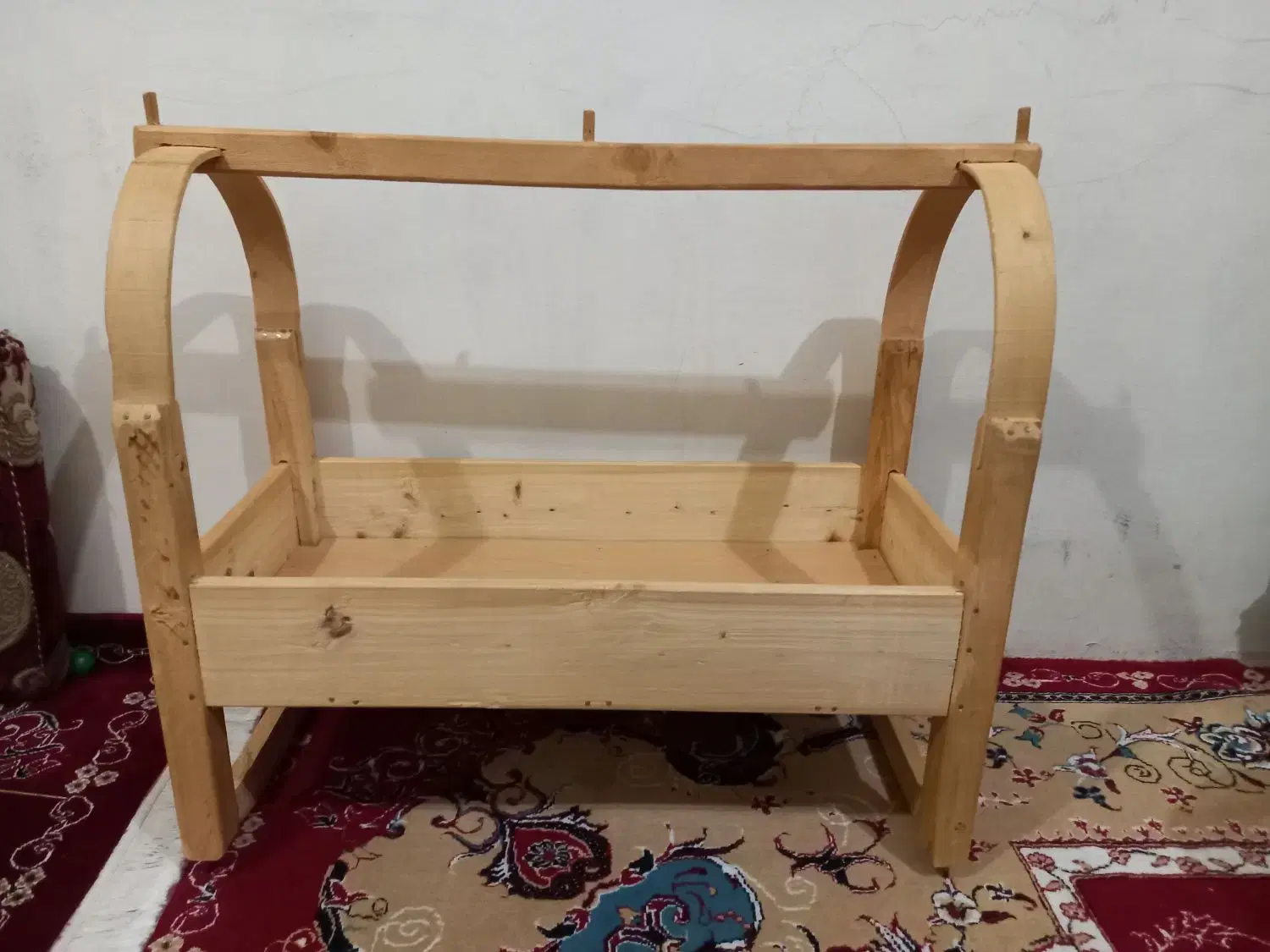 تهده|تخت و صندلی بچه|ایذه, |دیوار