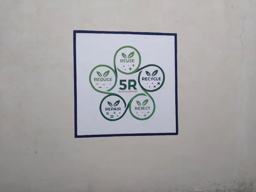 نقاشی دیواری|خدمات پیشه و مهارت|تهران, دانشگاه شریف|دیوار