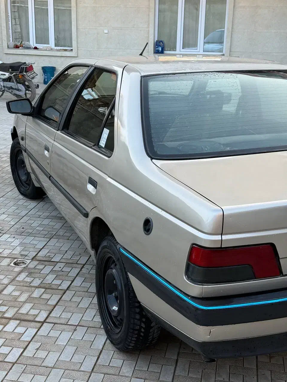 پژو ۴۰۵ پژو طلایی|خودرو سواری و وانت|بستان آباد, |دیوار