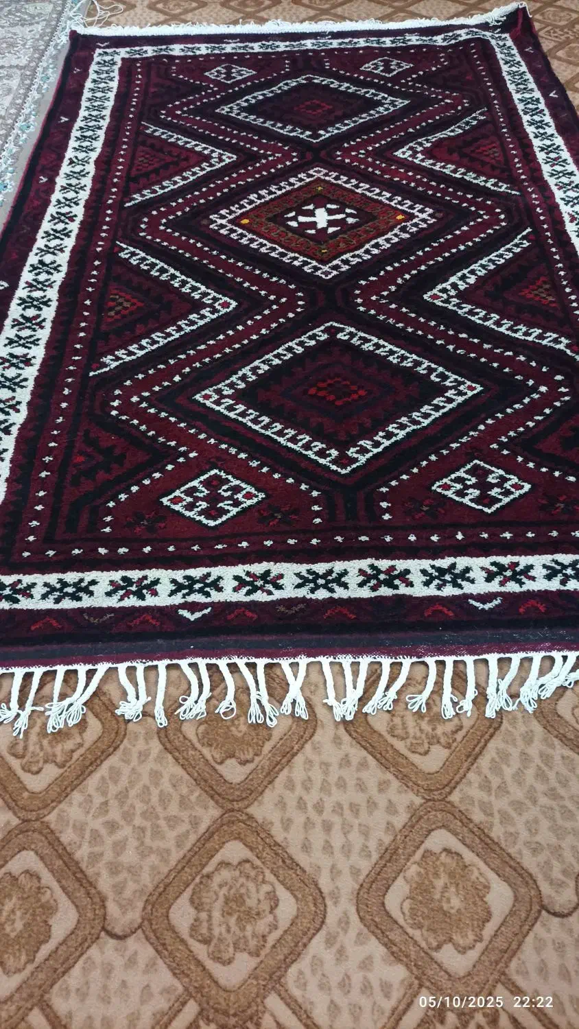 قالی محلی دستبافت|فرش|ایذه, |دیوار