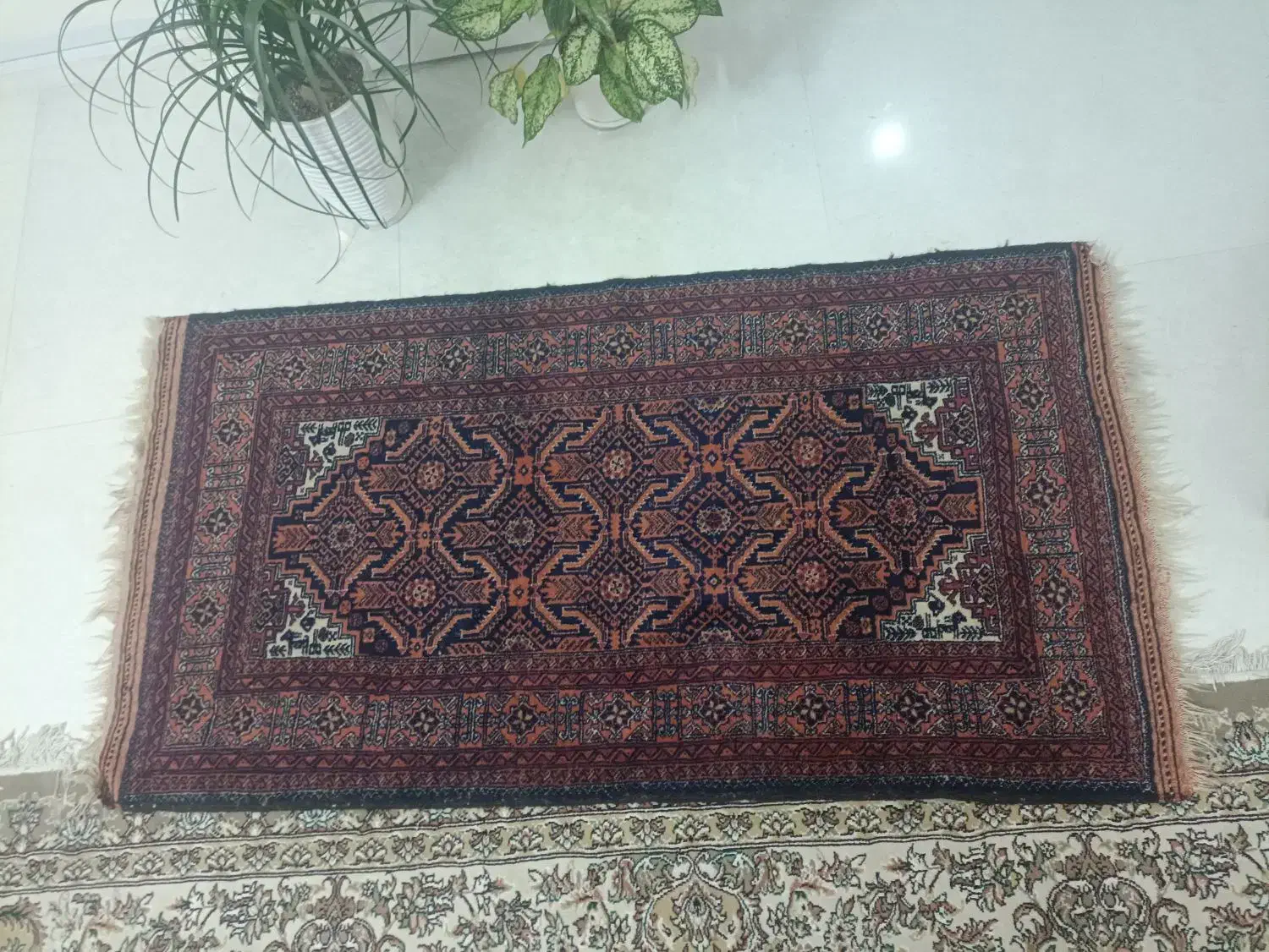 قالیچه ی دست بافت ابریشمی اصیل|کلکسیون اشیاء عتیقه|مشهد, فرهنگیان (شهرک غرب)|دیوار