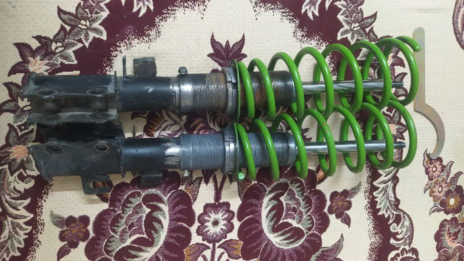 کمک فنر رگلاژی تیبا،ساینا،کوییک|قطعات یدکی و لوازم جانبی|مشهد, سرافرازان|دیوار