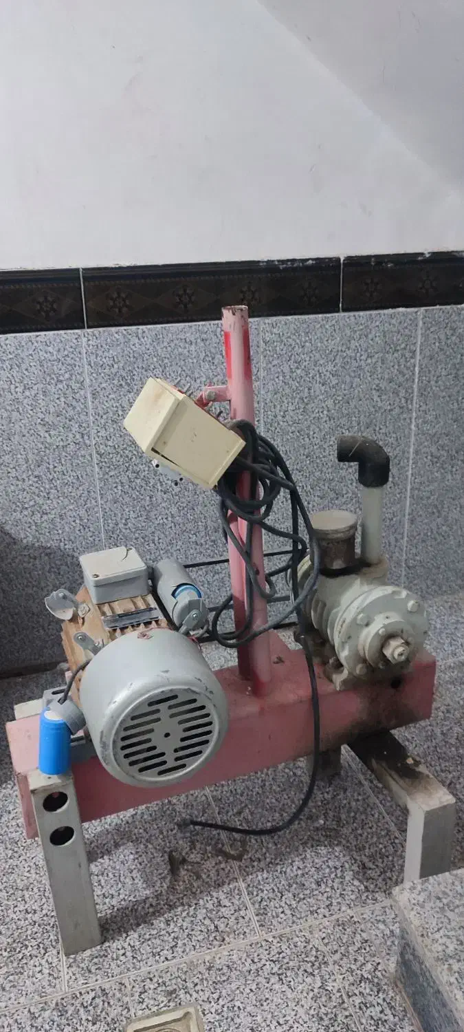 شیردوش گاوداری|ماشین‌آلات صنعتی|دیواندره, |دیوار