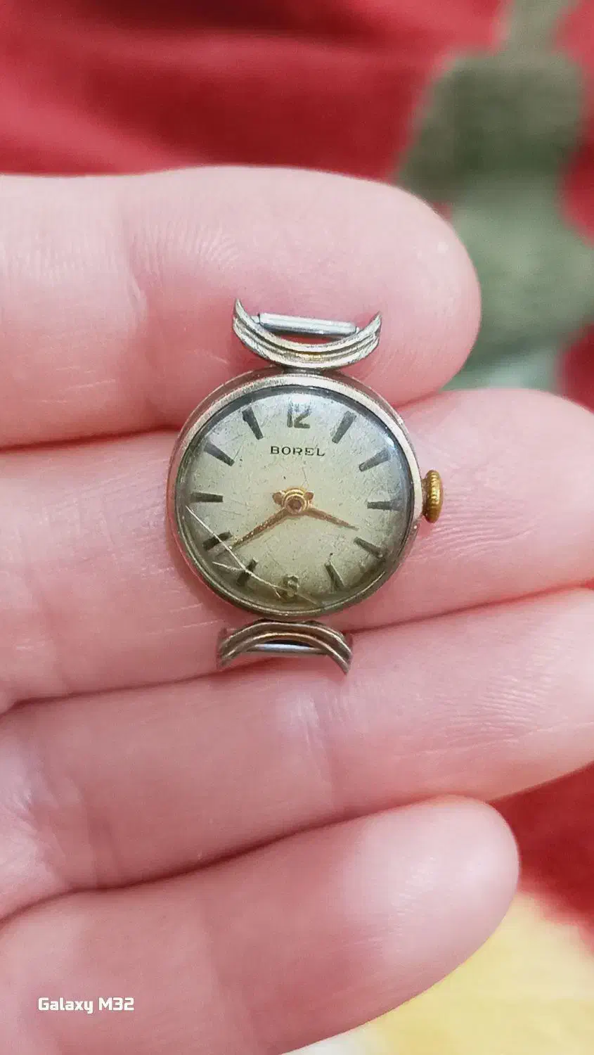 ساعت های زنانه سوییسی|ساعت|گنبد کاووس, |دیوار