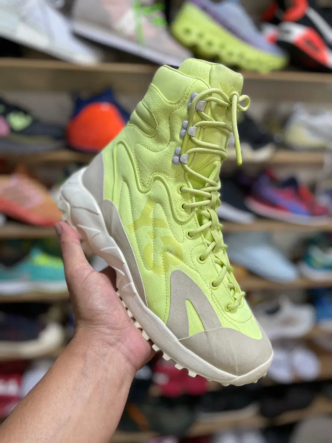 کتونی اورجینال و خاص از برند آدیداس|کیف، کفش، کمربند|تهران, خاک سفید|دیوار