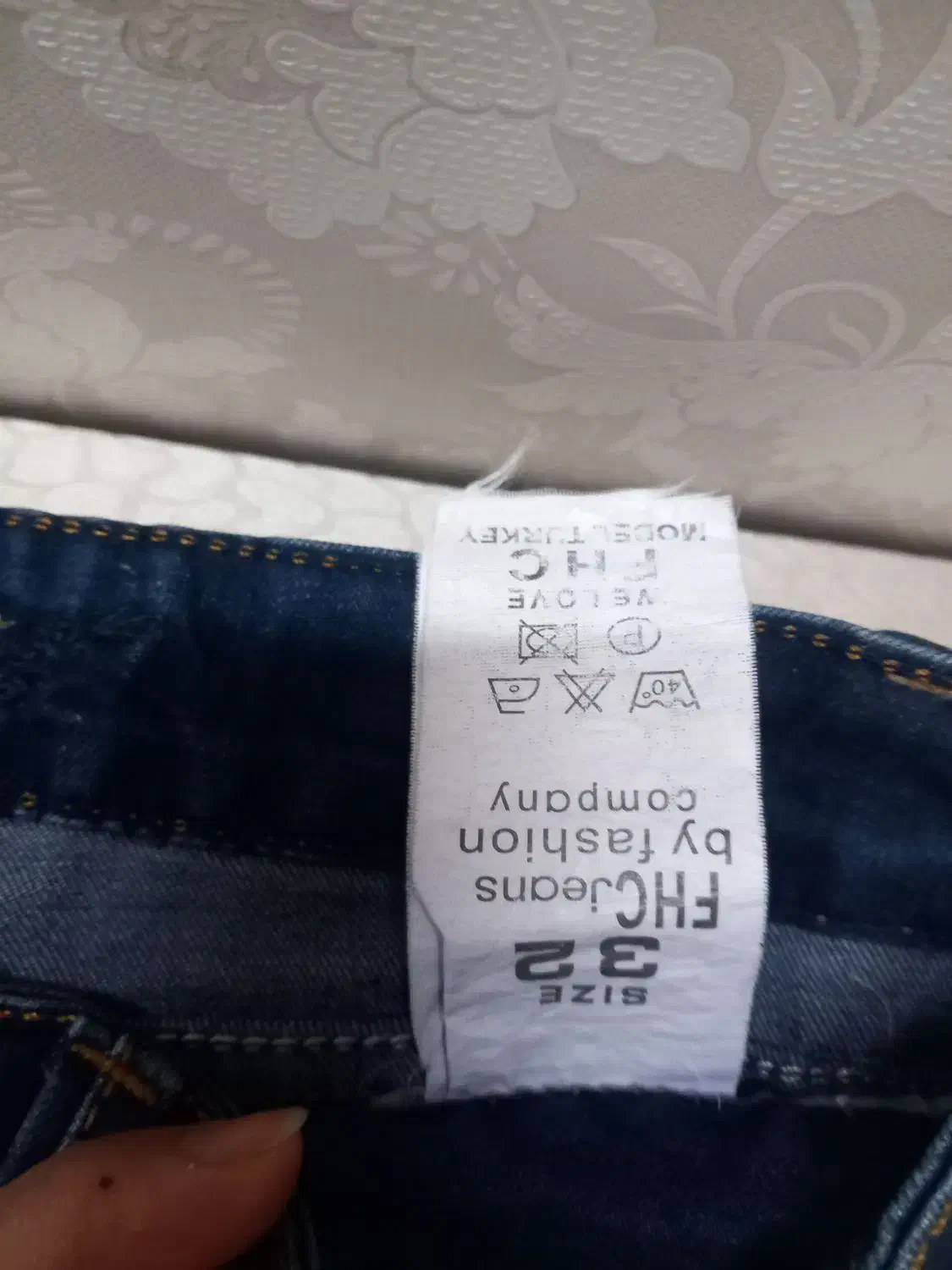 شلوار جین سرمه‌ای تیره نونو سایز32 ترک میباشد|لباس|تهران, خزانه|دیوار