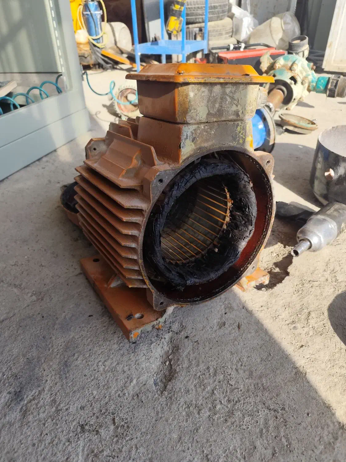 برق صنعتی صدرا صنعت سیم پیچی و تابلو سازی|خدمات پیشه و مهارت|اصفهان, محمودآباد|دیوار