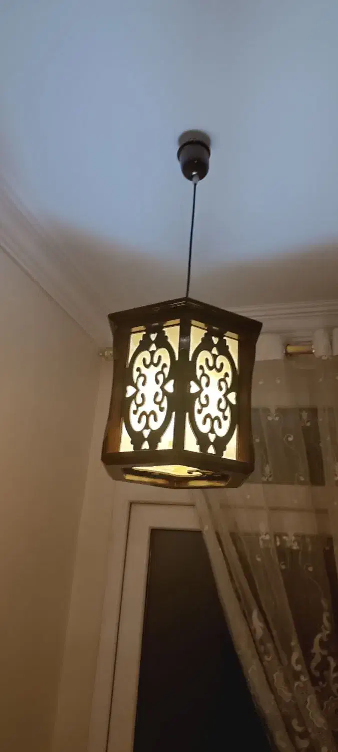 لوستر 8 شاخه همراه با سری  کامل  جهت منژلمنزل|لوستر و چراغ آویز|تهران, علم و صنعت|دیوار