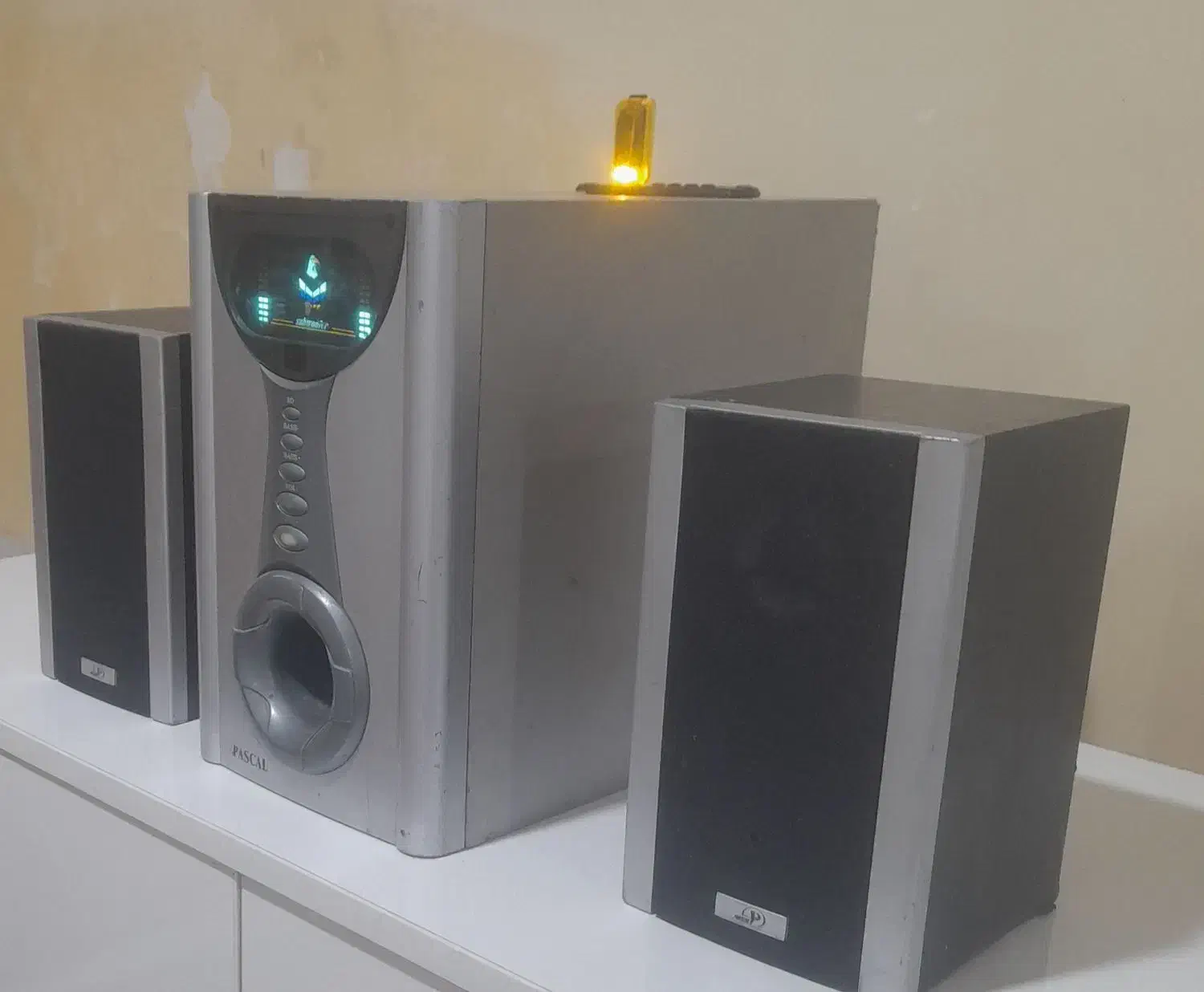 اسپیکر بلوتوث فلش خور و aux بیس دار|سیستم صوتی خانگی|نجف‌آباد, امام خمینی|دیوار