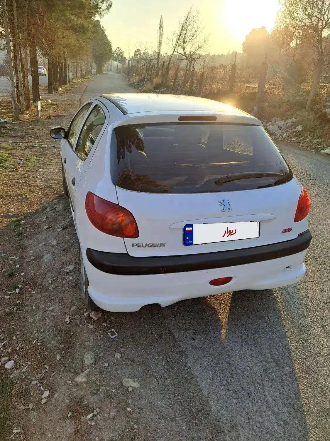پژو 206 مدل 98|خودرو سواری و وانت|کرج, کمال‌شهر|دیوار