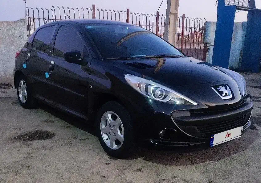 207 پانوراما مدل1402 بی رنگ در حد|خودرو سواری و وانت|سنندج, |دیوار