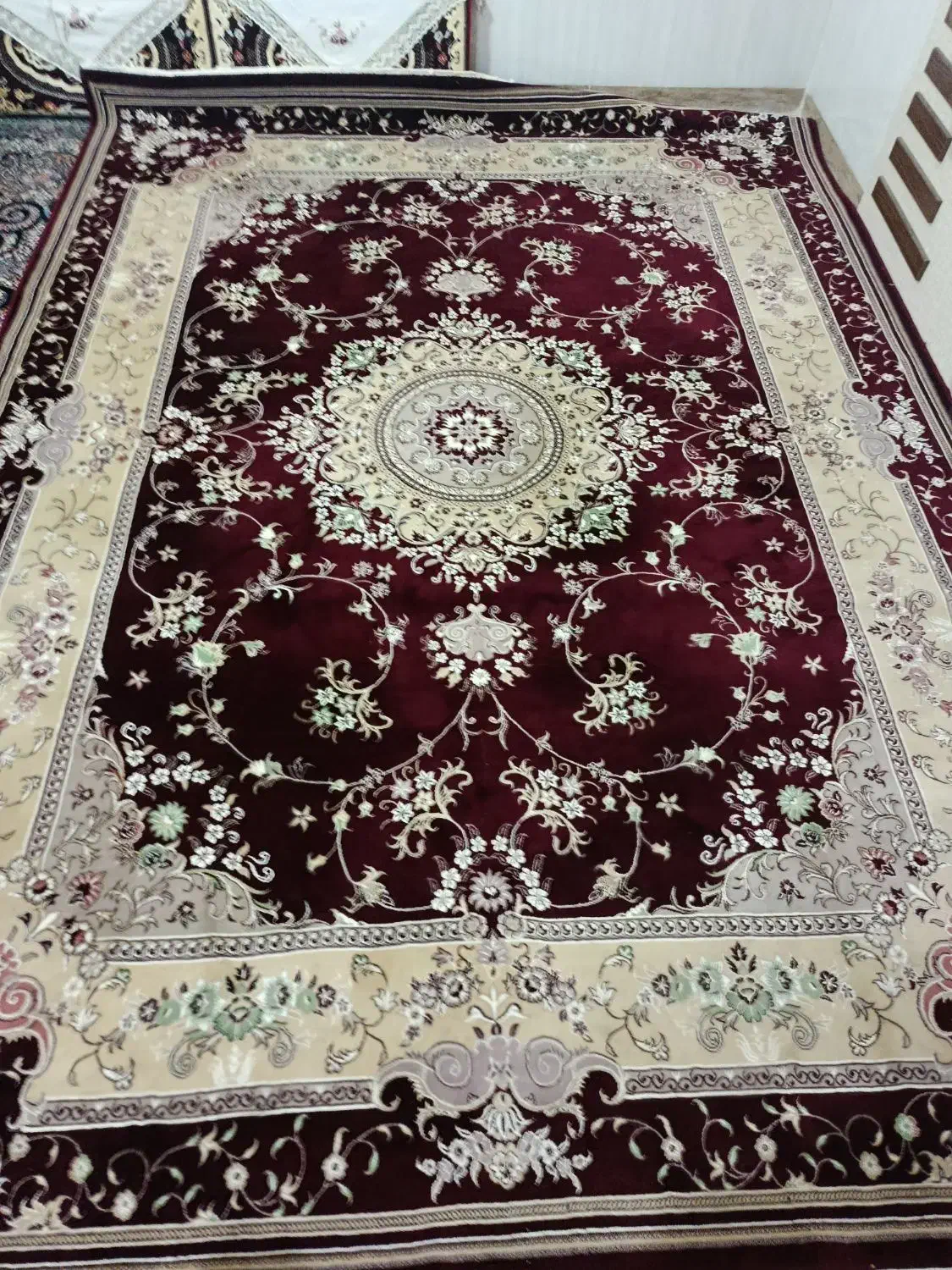 یک عدد فرش ۱۲ متری و سه عدد ۶ متری|فرش|همدان, |دیوار