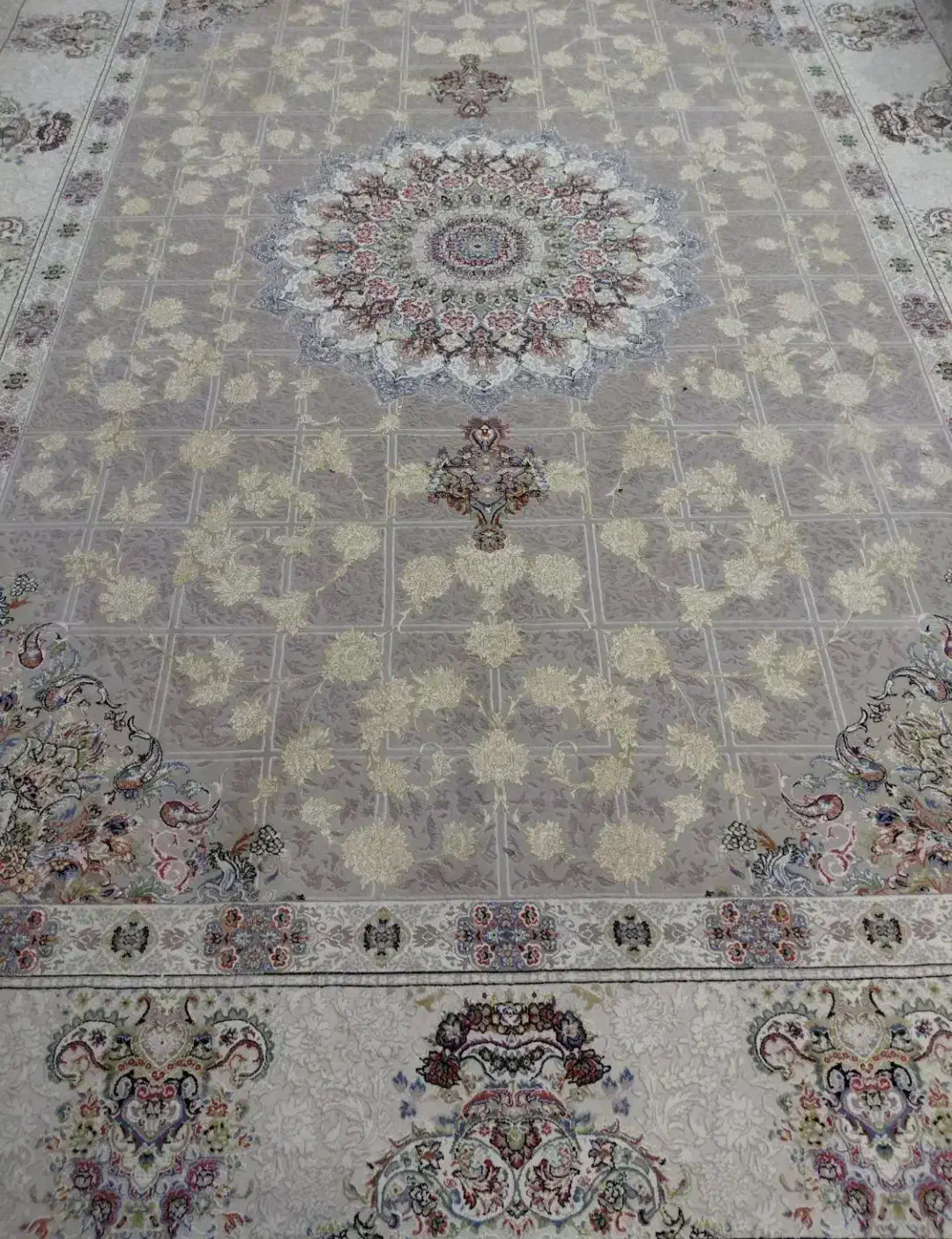 فرش 9 متری کاشان|فرش|قرچک, باقرآباد|دیوار