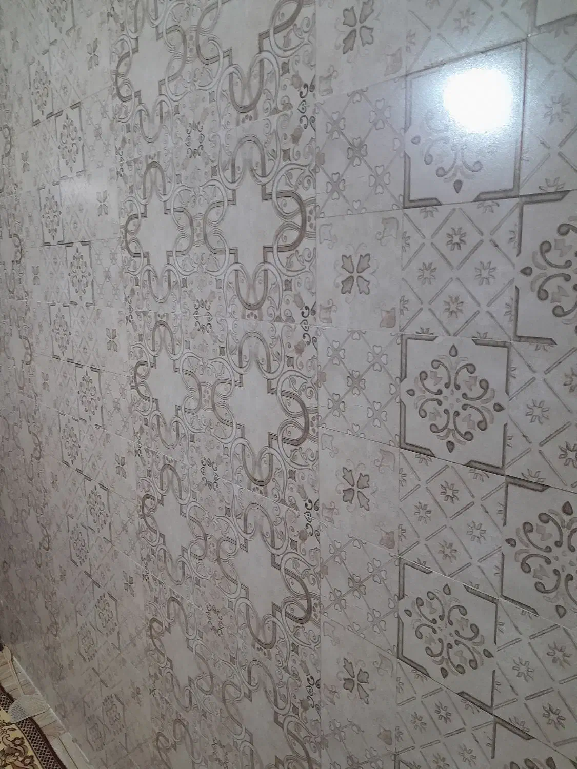 کاشی‌کاری و سرامیک کاری|خدمات پیشه و مهارت|خوی, |دیوار