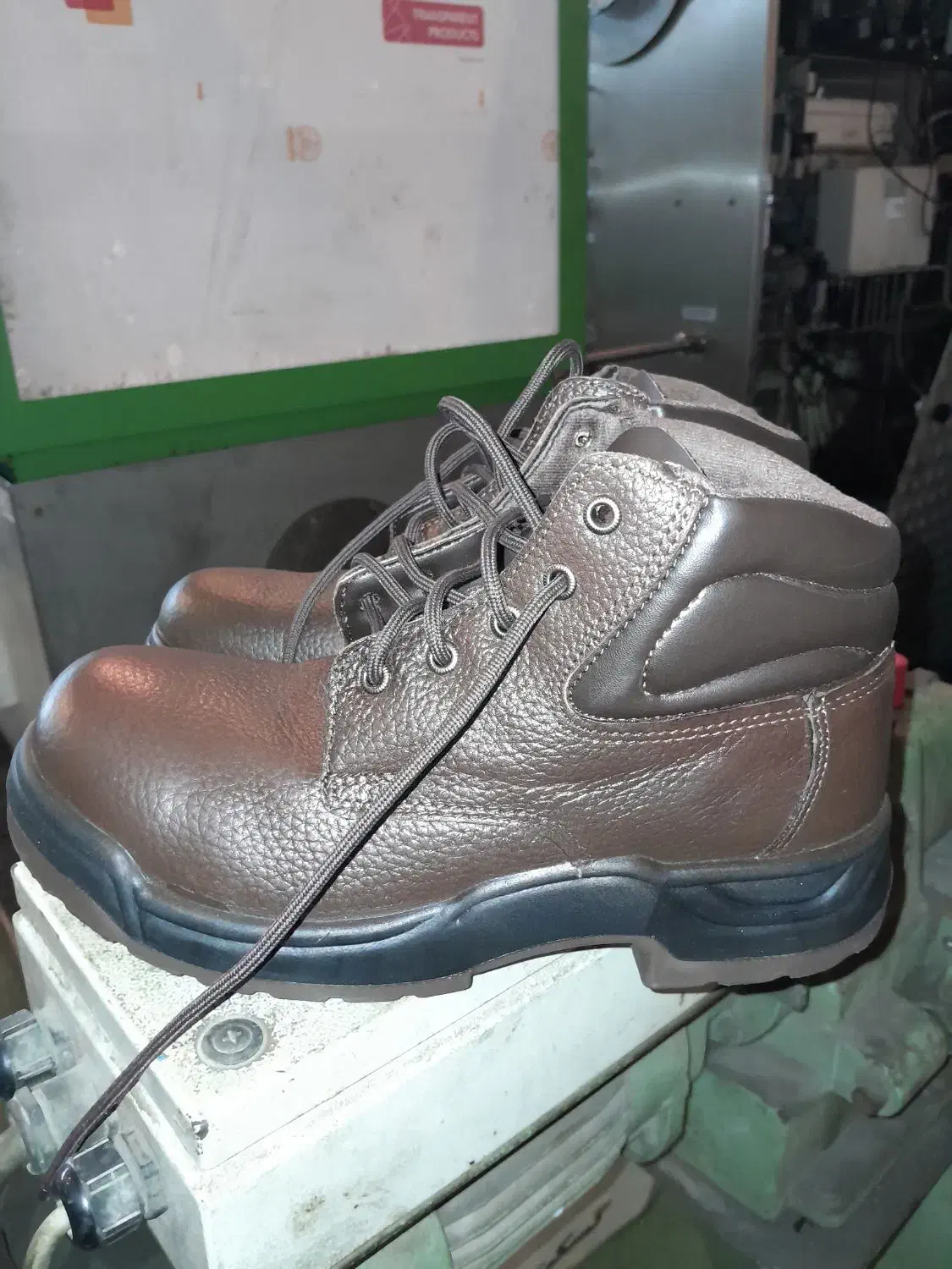 کفش ایمنی بهشتیان شماره ۴۱|کیف، کفش، کمربند|یاسوج, |دیوار