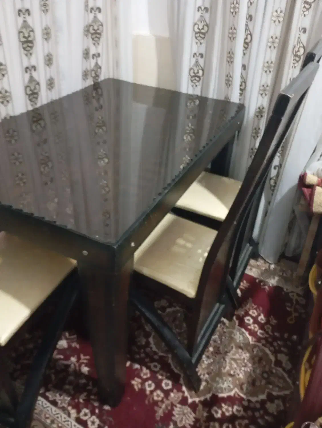 میز غذاخوری چهار نفره|میز و صندلی غذاخوری|بندر ماهشهر, |دیوار