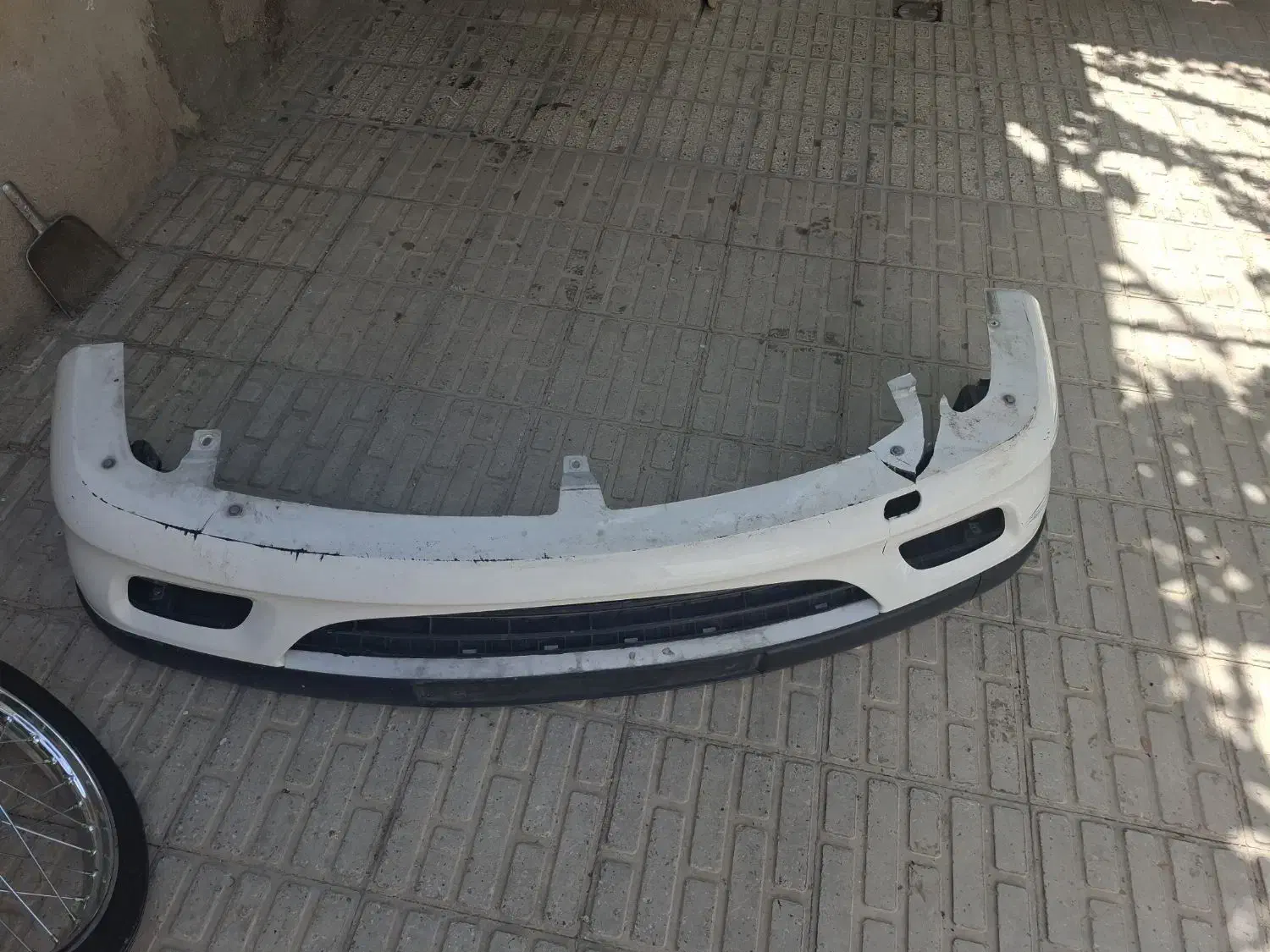 سپر جلو پژو پارس|قطعات یدکی و لوازم جانبی|شیراز, ارم|دیوار