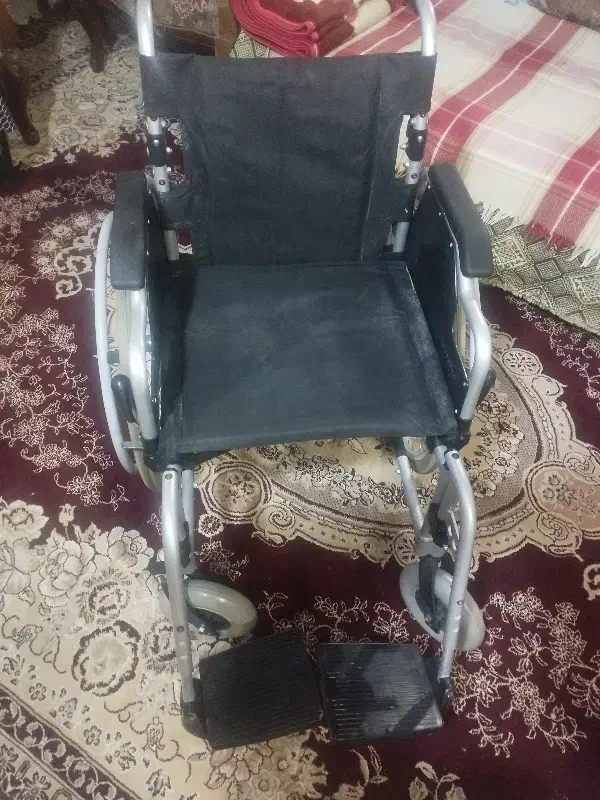 ویلچرنو فقط سه بار استفاده شده|آرایشی، بهداشتی، درمانی|مشهد, کوی المهدی|دیوار
