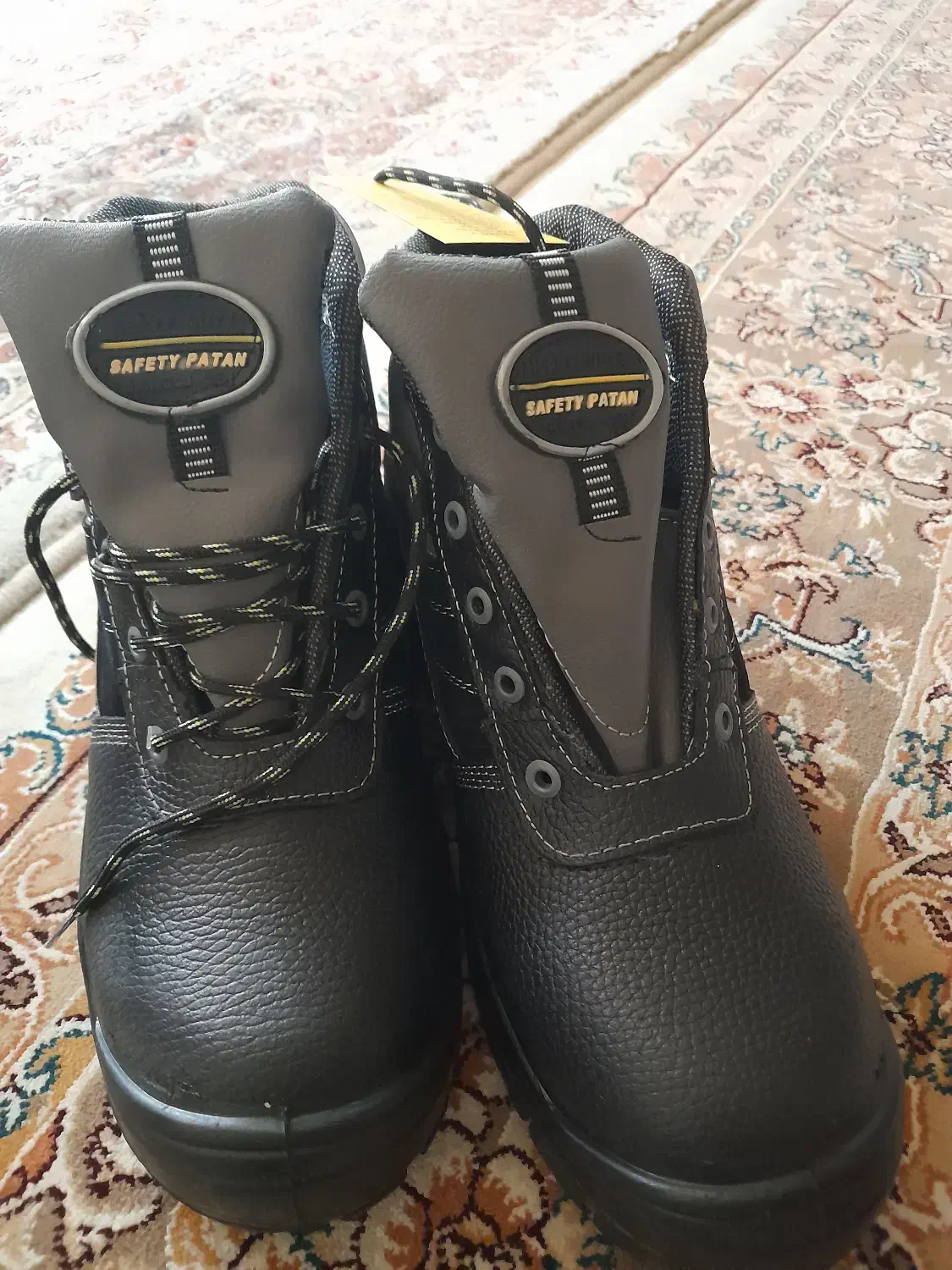 کفش ایمنی کار  سایز ۴۲ نو مارک سفتی پاتال|کیف، کفش، کمربند|اصفهان, فرودگاه شهید بهشتی|دیوار