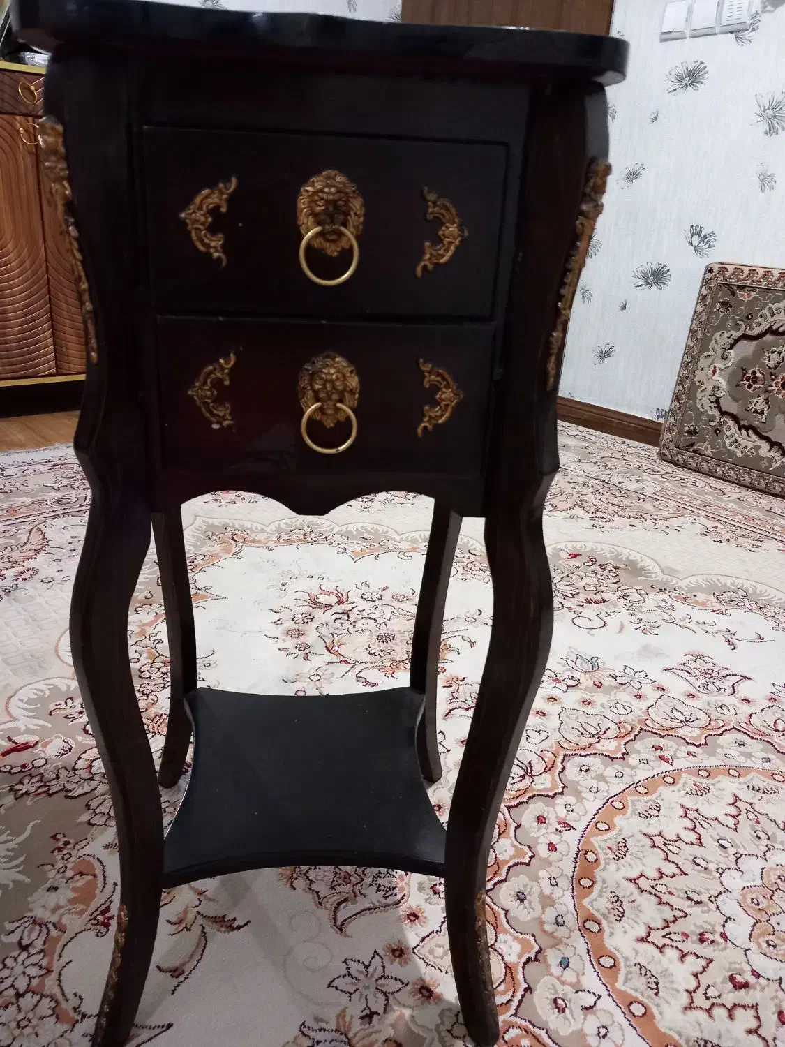 میز تلفن سالم و با تخفیفیف|میز تلفن|تهران, مینای شمالی (مخبر)|دیوار