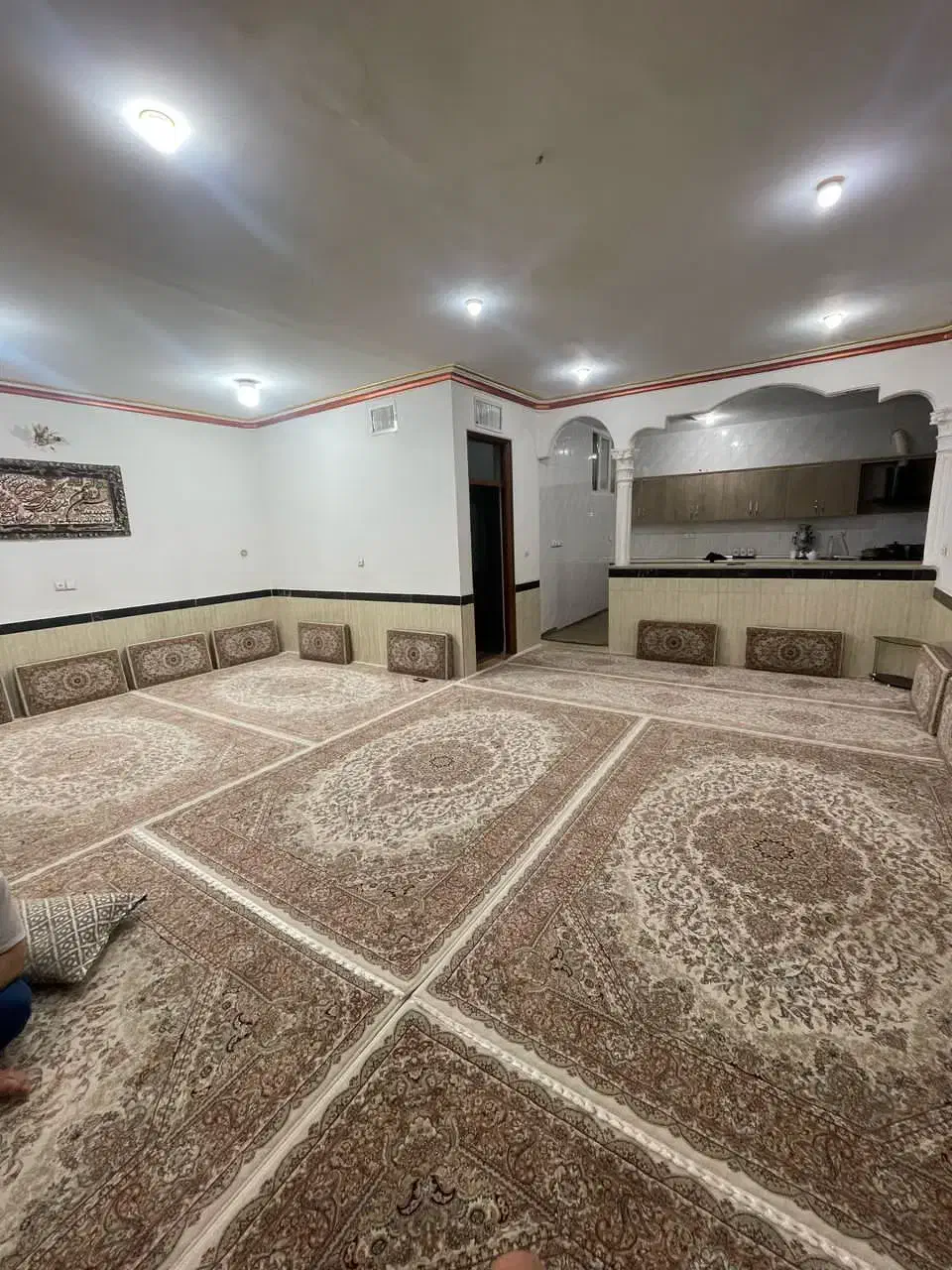 سوئیت تمیز پارکینگ دار|اجارهٔ کوتاه‌مدت آپارتمان و سوئیت|مریوان, |دیوار