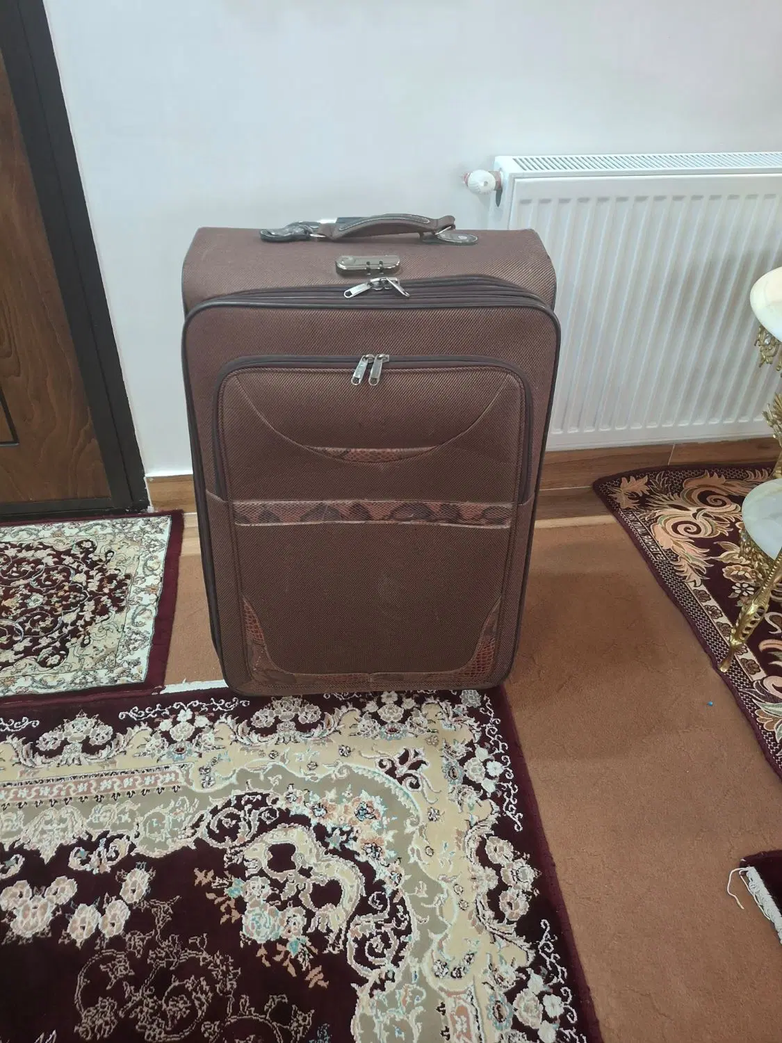چمدان|کیف، کفش، کمربند|مراغه, |دیوار