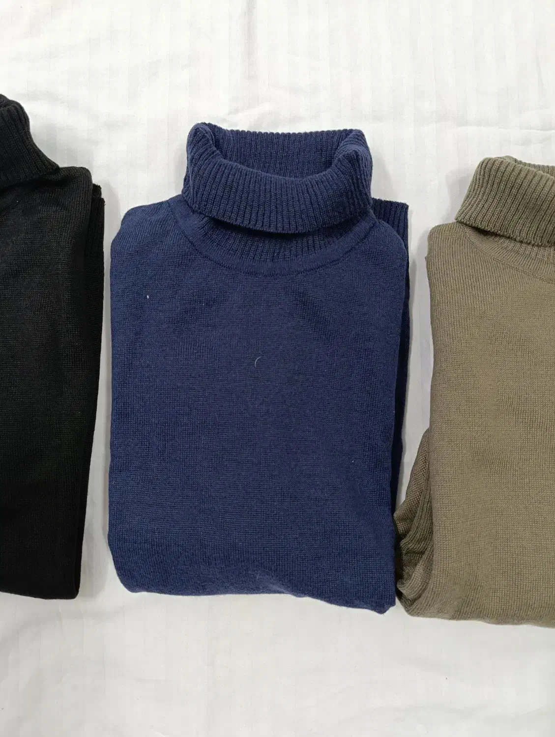 سه عدد بافت زمستانه در 3رنگ مدل یقه اسکی کاملاً نو|لباس|اوز, |دیوار