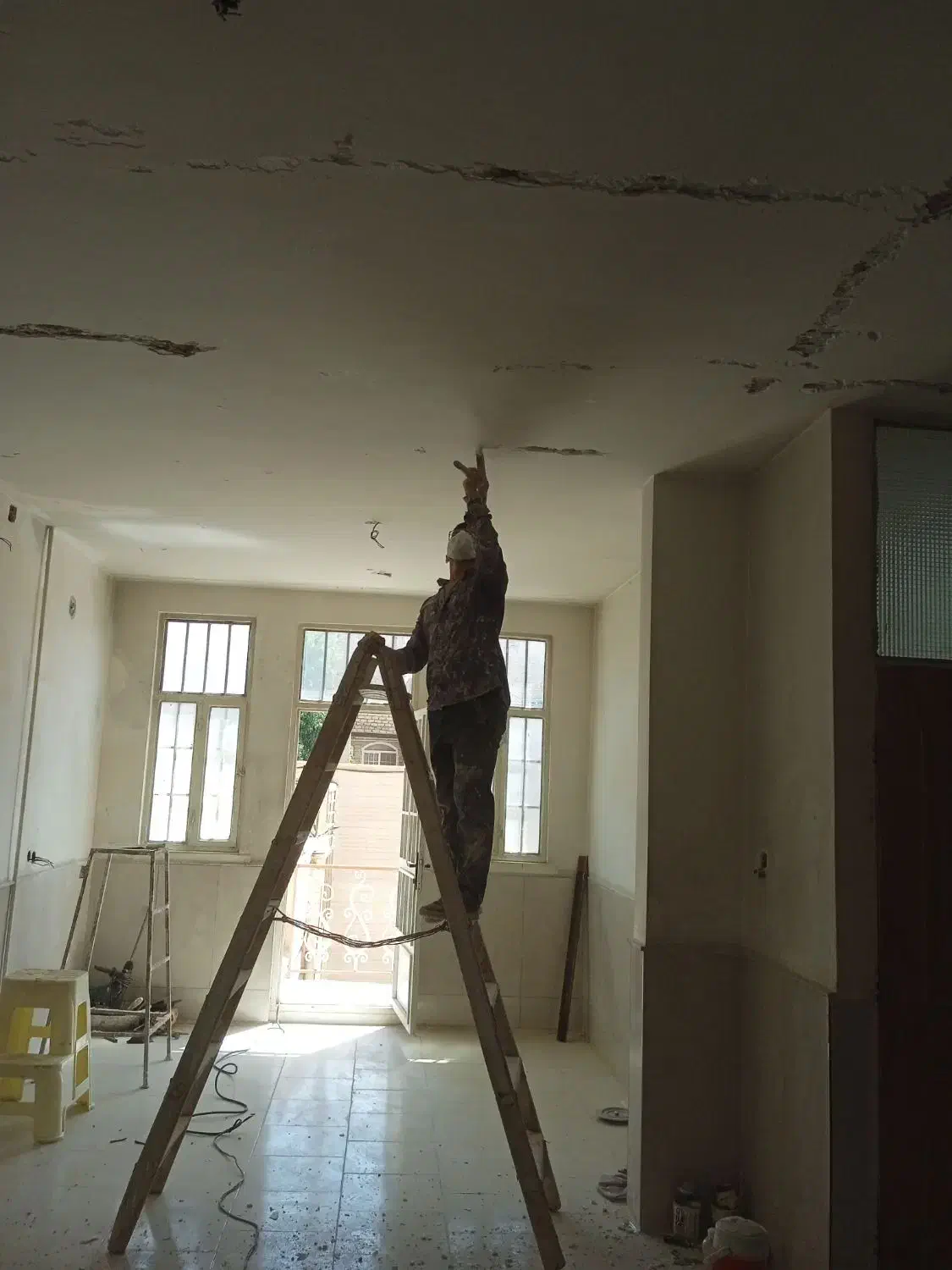 نقاشی ساختمان رنگکاری ساختمان درجه ۱|خدمات پیشه و مهارت|قم, چهل درخت‎|دیوار