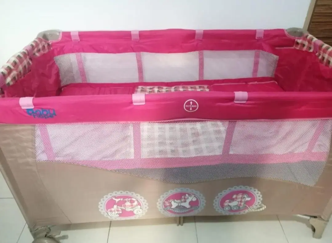 تخت و پارک کودک برند ترک babyhope|تخت و صندلی بچه|تهران, آسمان|دیوار