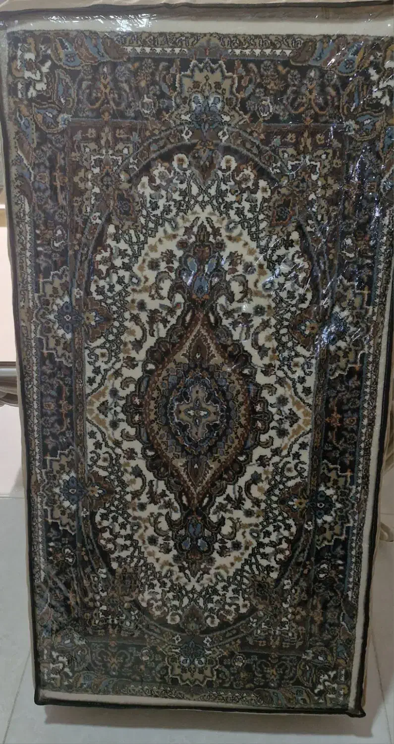 ۲عددپشتی در حد ۲|پشتی|تهران, مختاری|دیوار
