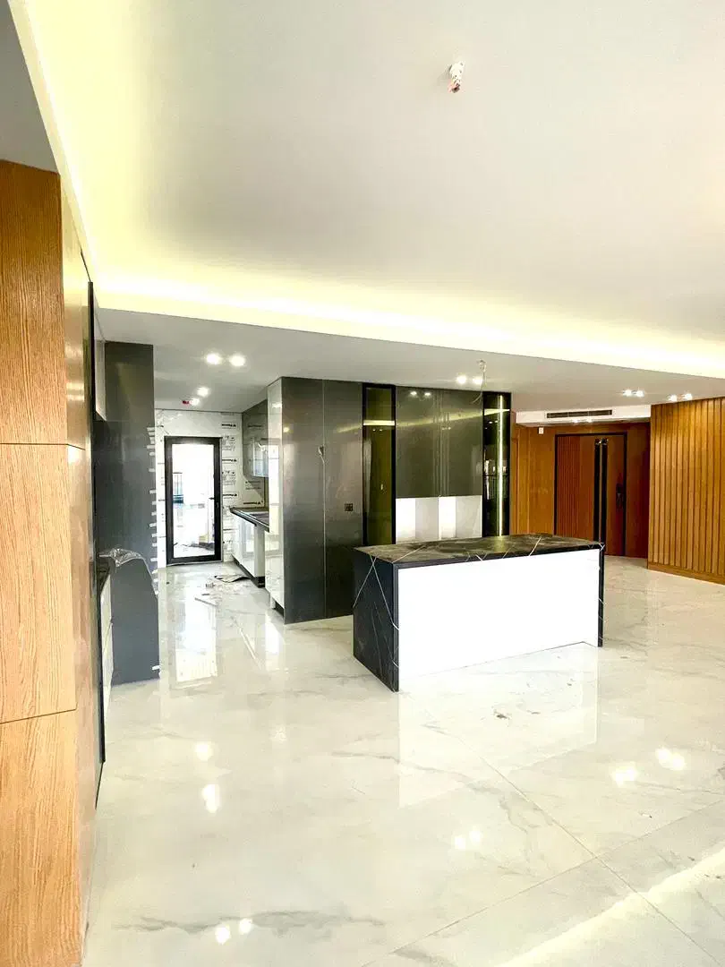 آپارتمان۲۰۰متر/۴خواب/فول هوشمند/تاپ لوکیشن لاهور|فروش آپارتمان|اصفهان, چشمه باقرخان|دیوار