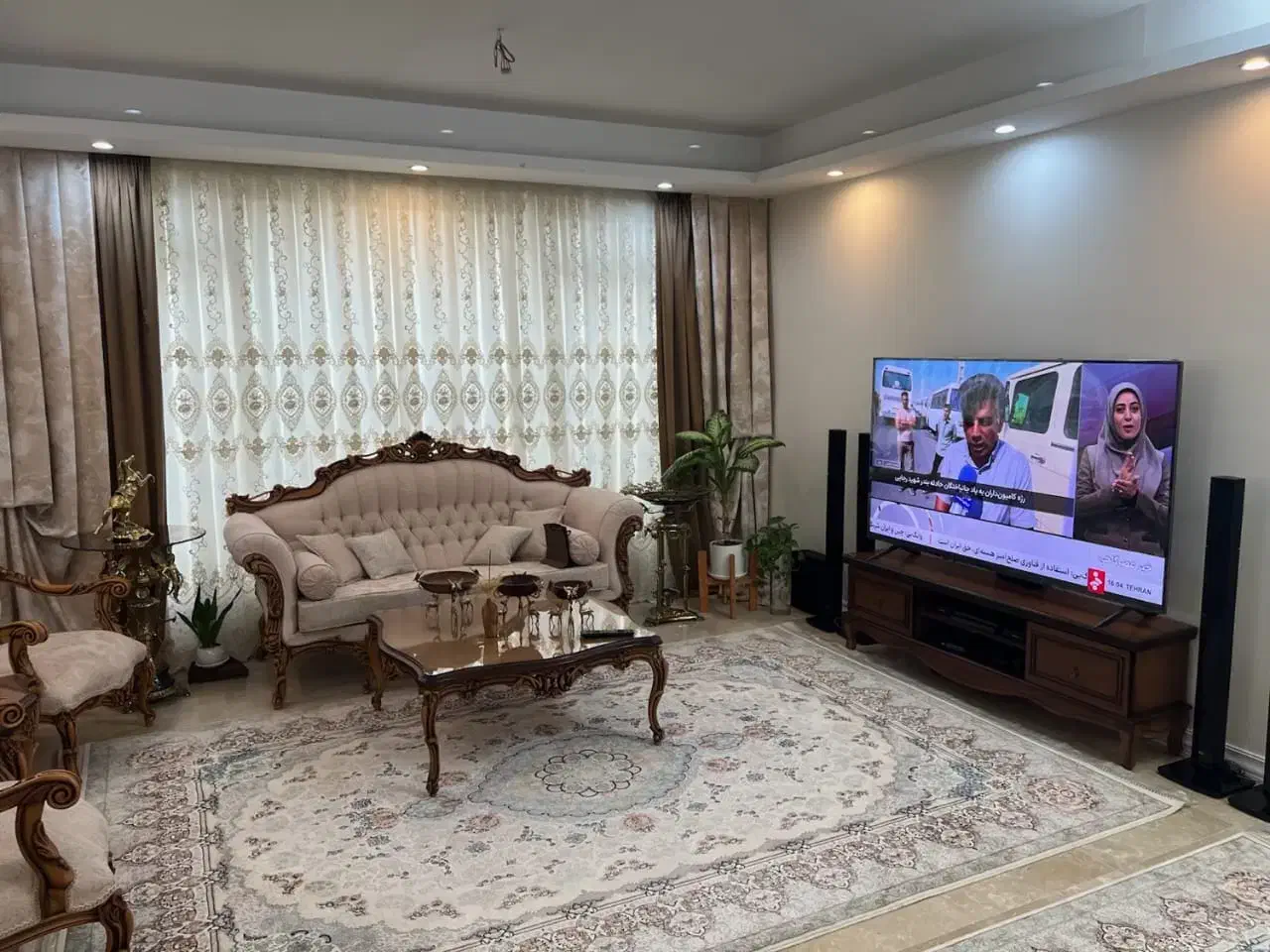 80متر2خواب/تاپ لوکیشن جلفا/ویو عالی|اجارهٔ آپارتمان|تهران, سید خندان (جلفا)|دیوار