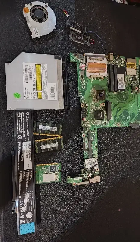 اوراق لپ تاپ گیت وی|قطعات و لوازم جانبی رایانه|تهران, شهرک محلاتی|دیوار