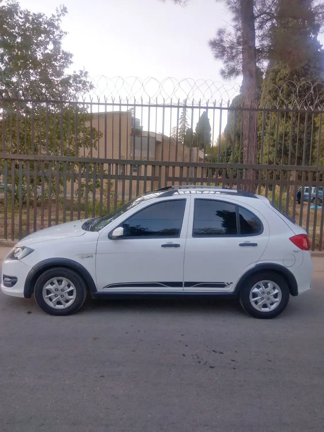 کوئیک RS سفید مشکی 1403|خودرو سواری و وانت|شیراز, دینکان|دیوار