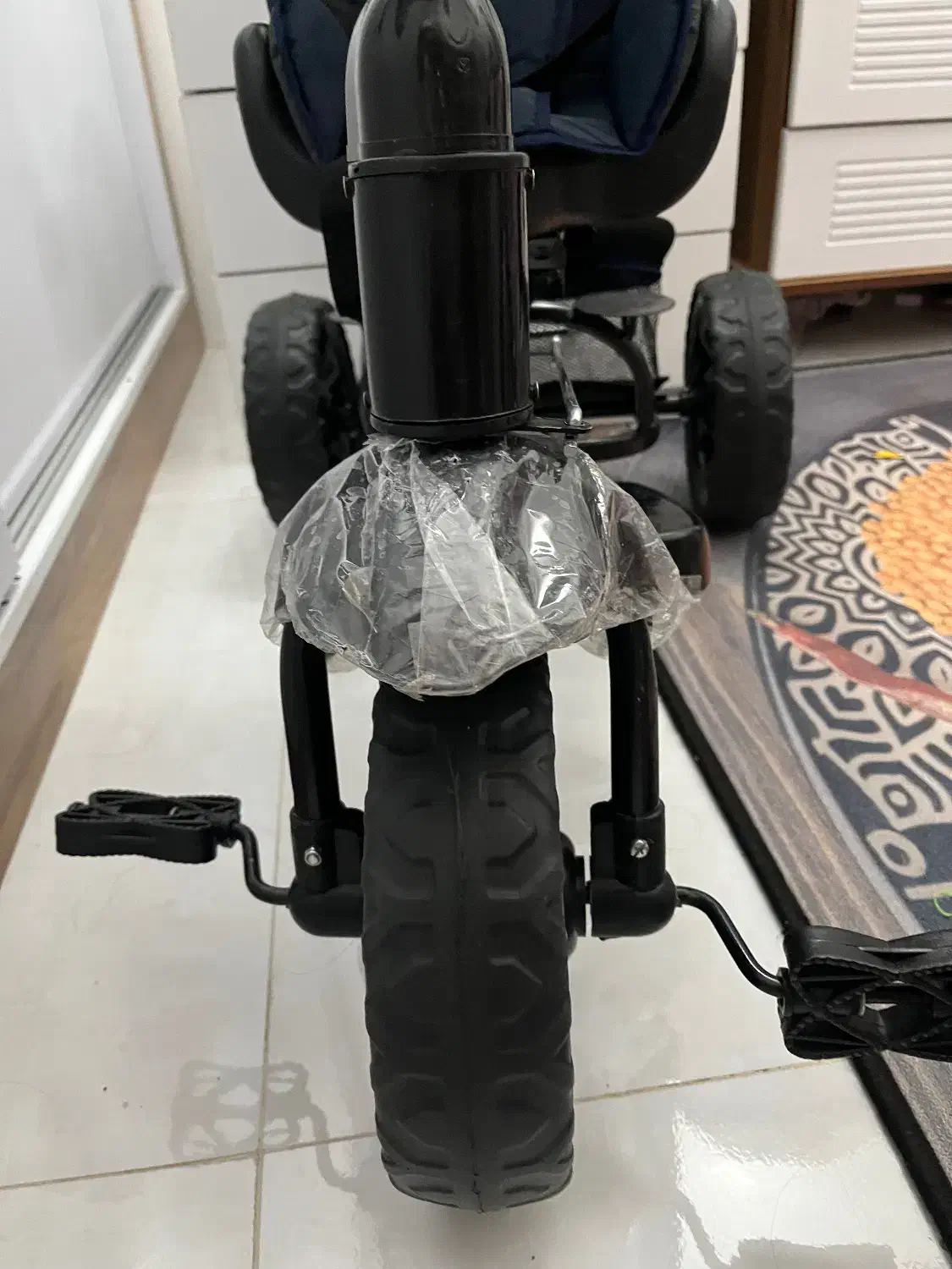 کالسکه سه چرخ نو|کالسکه و لوازم جانبی|قم, هفت تیر|دیوار