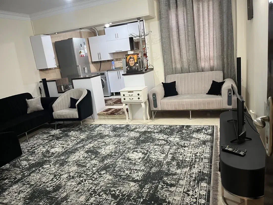 آپارتمان ۵۵ متری ط دوم پارکینگ انباری