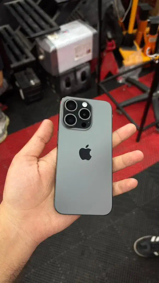 اپل iPhone 15 Pro با حافظهٔ ۲۵۶ گیگابایت|موبایل|تهران, سوهانک|دیوار