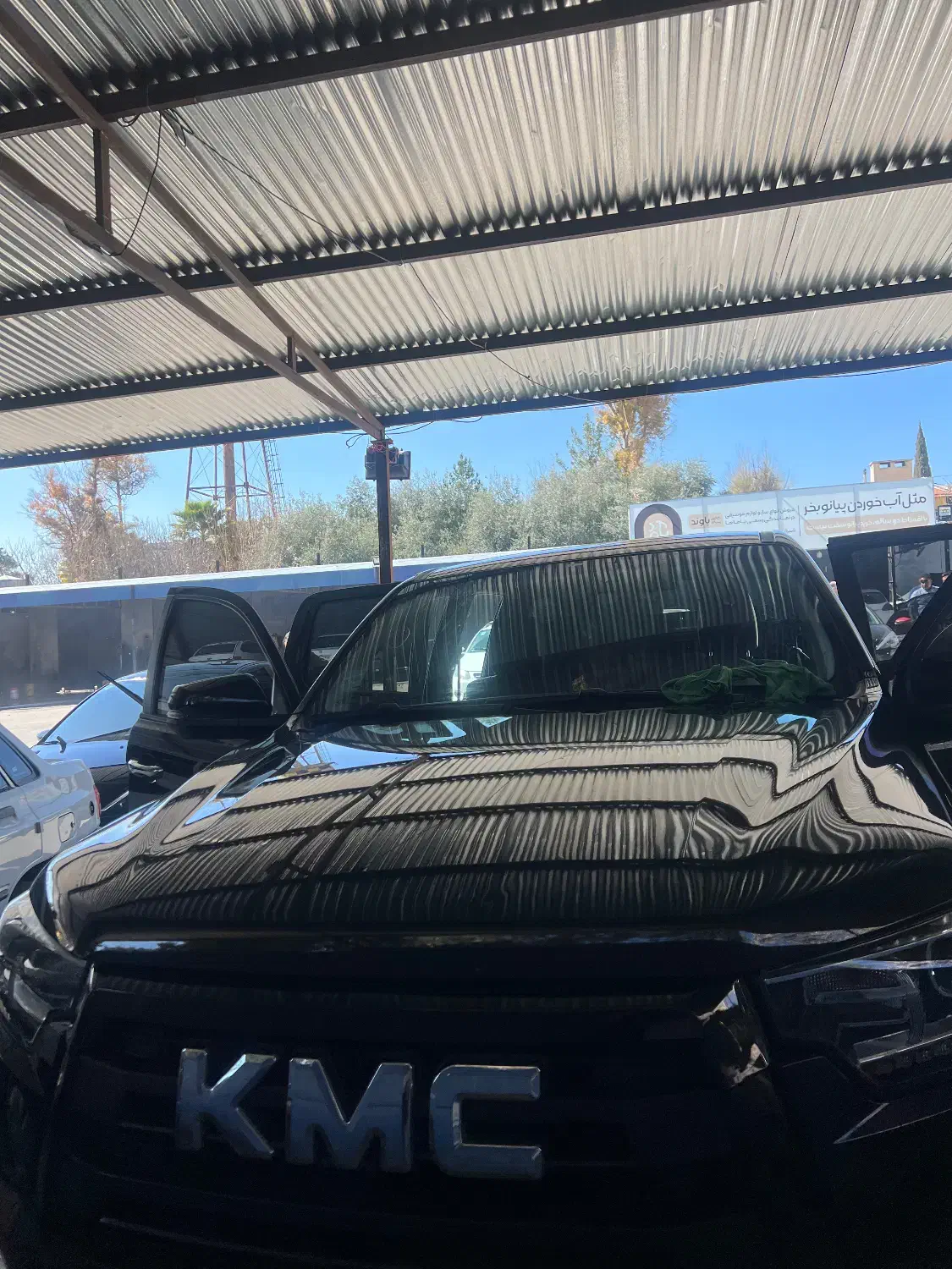 کی ام سی t8|خودرو سواری و وانت|شیراز, ارم|دیوار