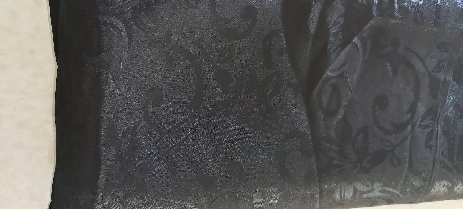 چادر مشکی|لباس|هشتگرد, فاز ۷ مهستان|دیوار