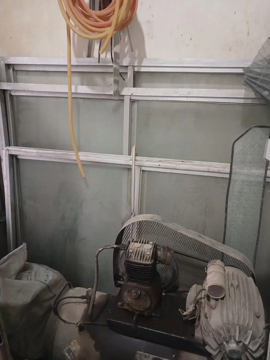 عنواع درب وپنجره آلومینیومی|مصالح و تجهیزات ساختمان|کردکوی, |دیوار