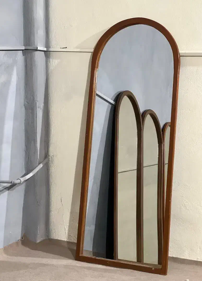 آینه قدی دور چوبی،ایینه قدی تمام چوب روس|آینه|خمینی‌شهر, |دیوار