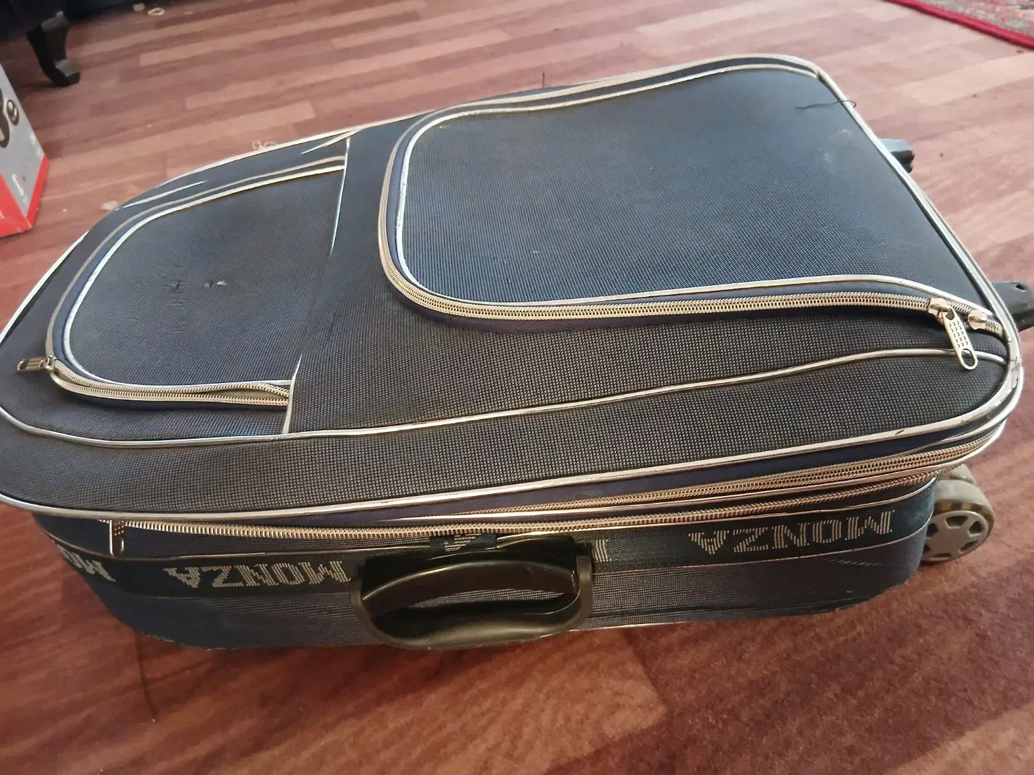 چمدان های سالم|کیف، کفش، کمربند|همدان, |دیوار