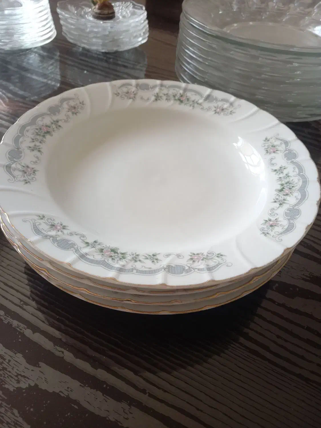 بشقاب وسوپخوری واستکان فرانسه اصل|ظروف سرو و پذیرایی|خوی, |دیوار