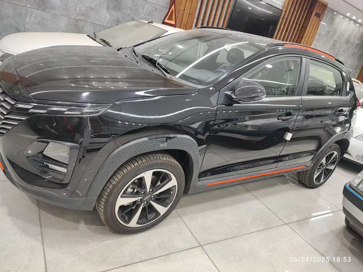 فروش فوری زیر قیمت بازار x33 cross دنده|خودرو سواری و وانت|تهران, ترمینال غرب|دیوار