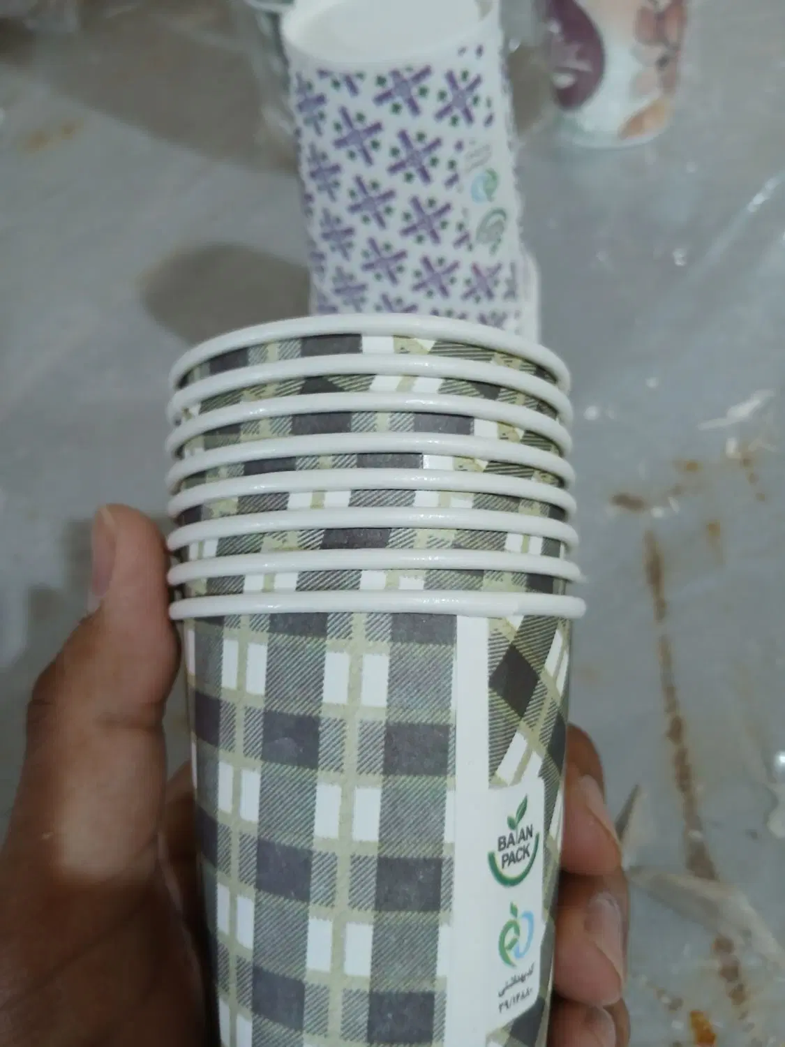 لیوان یکبارمصرف کاغذی۹۰،۱۲۰،۲۲۰ مات و کرافت|ظروف نگهدارنده، پلاستیکی، یکبارمصرف|تهران, راه آهن|دیوار