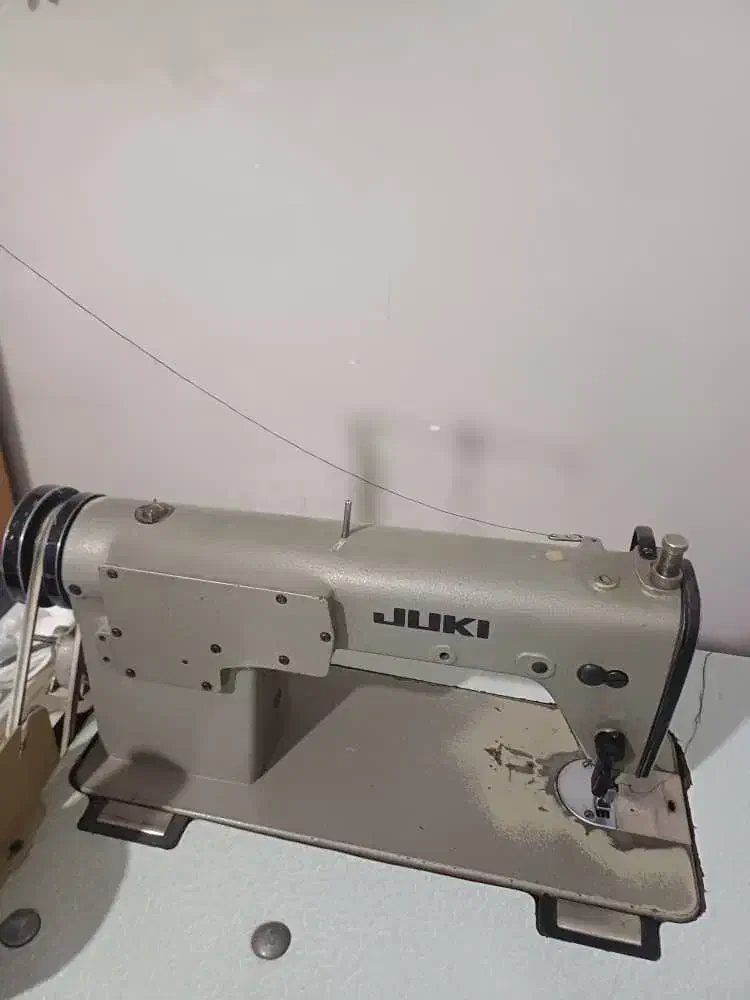 راسته دوز|چرخ خیاطی و ریسندگی|شیراز, شهرک نیروی انتظامی|دیوار