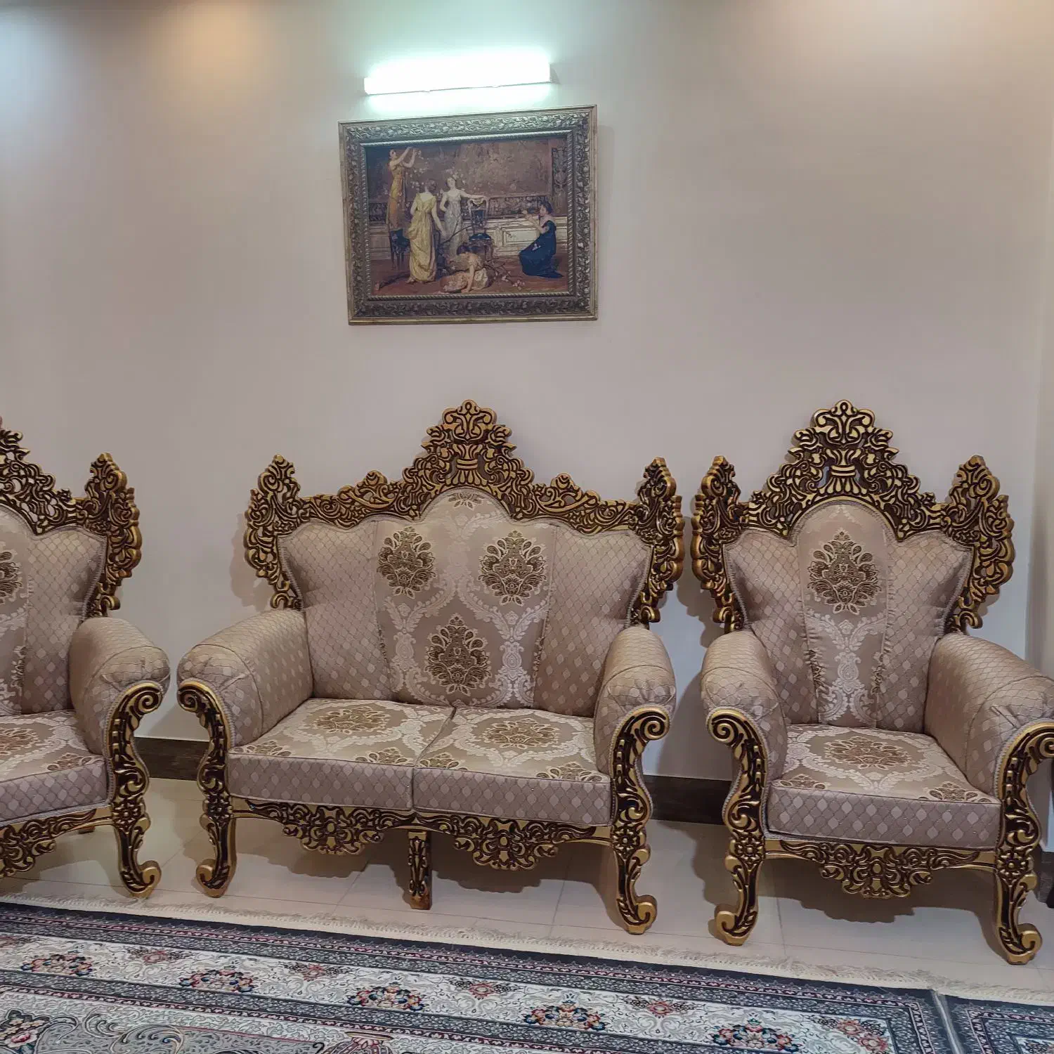 مبل سلطنتی|مبلمان خانگی و میز عسلی|برخوار, |دیوار