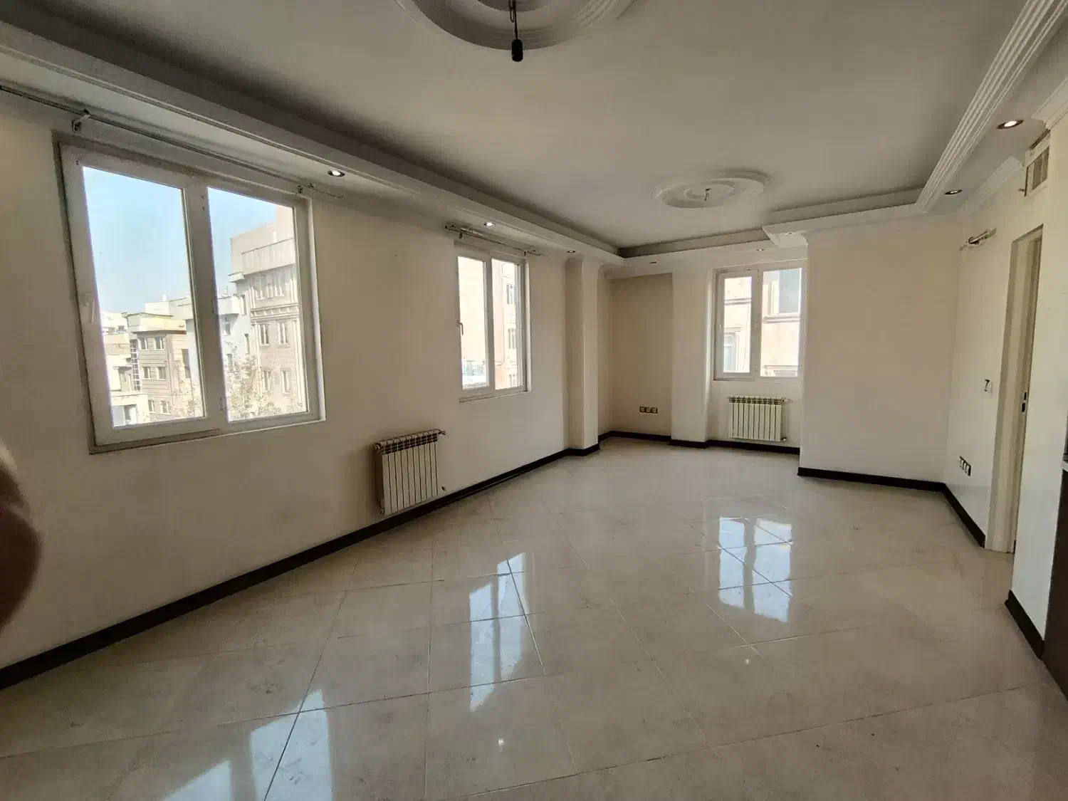 آپارتمان ۶۰ متری تخلیه با آسانسور|اجارهٔ آپارتمان|تهران, شیوا|دیوار