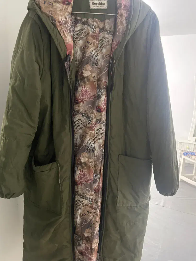 تعدادی لباس و کاپشن قیمت مناسب|لباس|قزوین, |دیوار