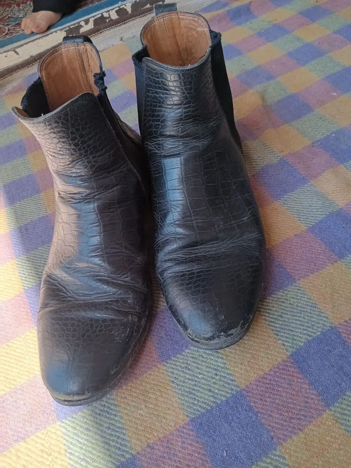 یک جفت کفش|کیف، کفش، کمربند|ایلام, |دیوار